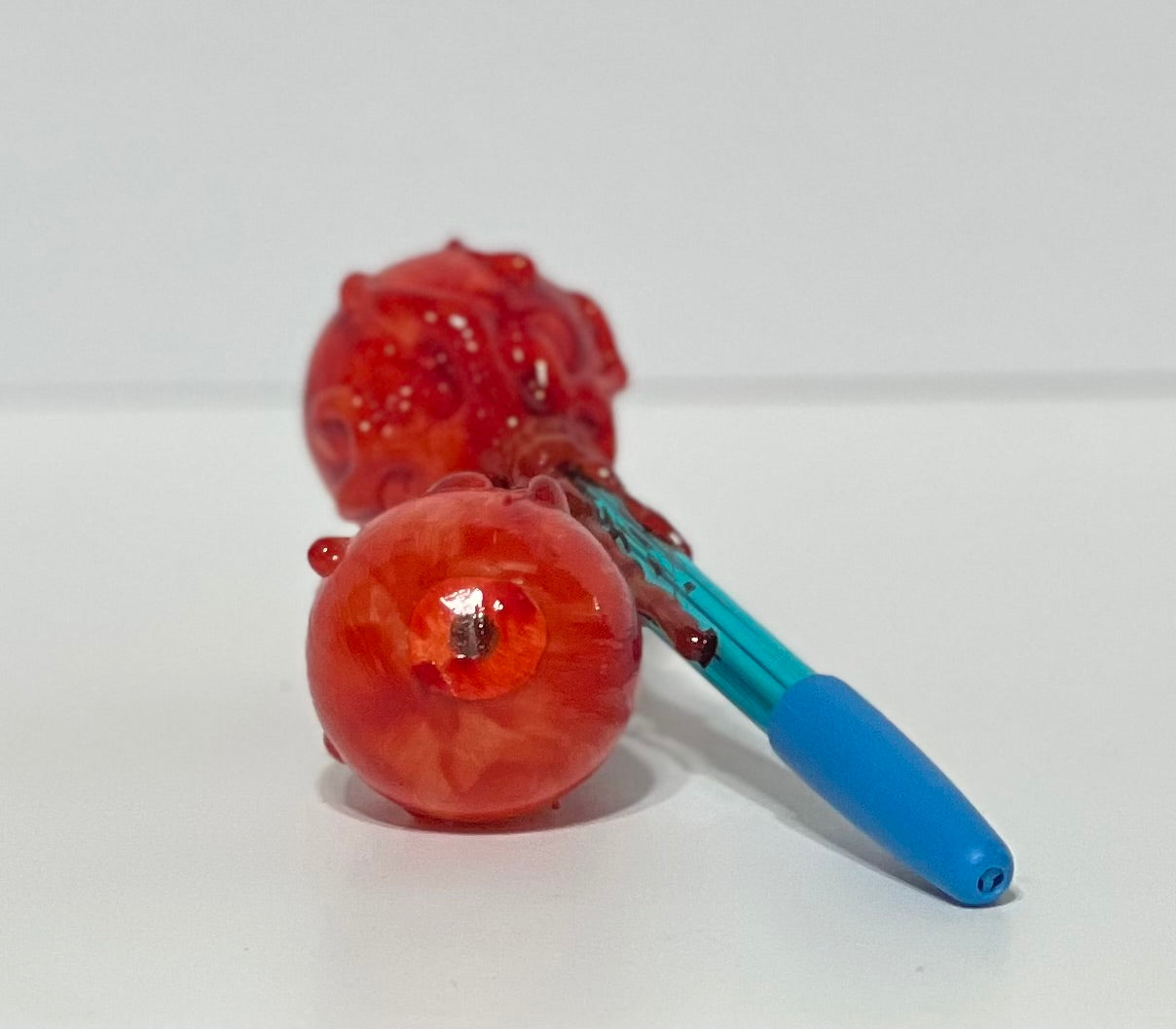 Eyeball Pen